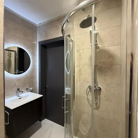 Apartment Qawra 2 Bed - Church Square - By Hostmt *