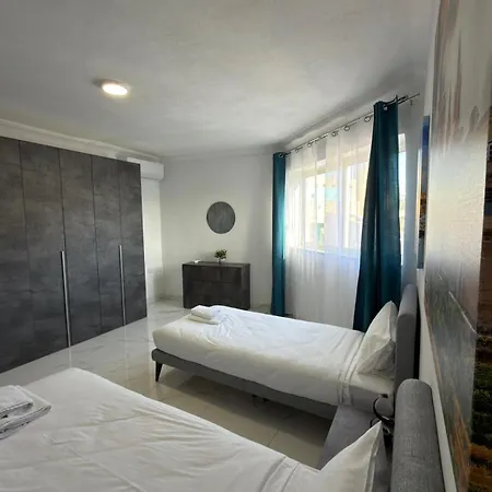 Qawra 2 Bed - Church Square - By Hostmt Apartamento *