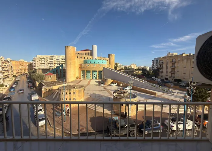 Apartament Qawra 2 Bed - Church Square - By Hostmt *