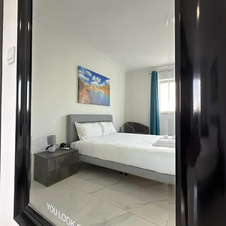 דירה Qawra 2 Bed - Church Square - By Hostmt *
